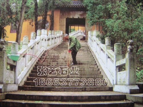 欄板護(hù)欄