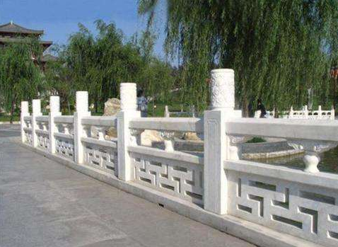 如何對花崗巖石欄桿進(jìn)行保養(yǎng)！